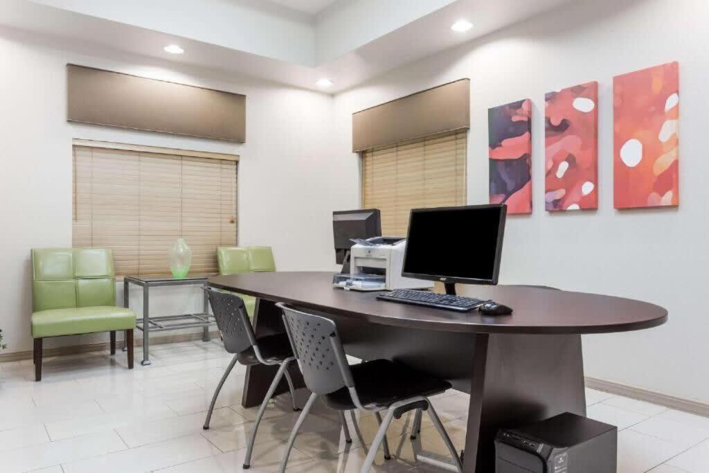 Chandler 1 Bedroom Apt מראה חיצוני תמונה